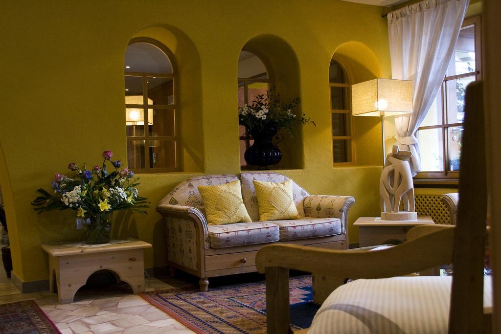 Hotel La Villa Экстерьер фото